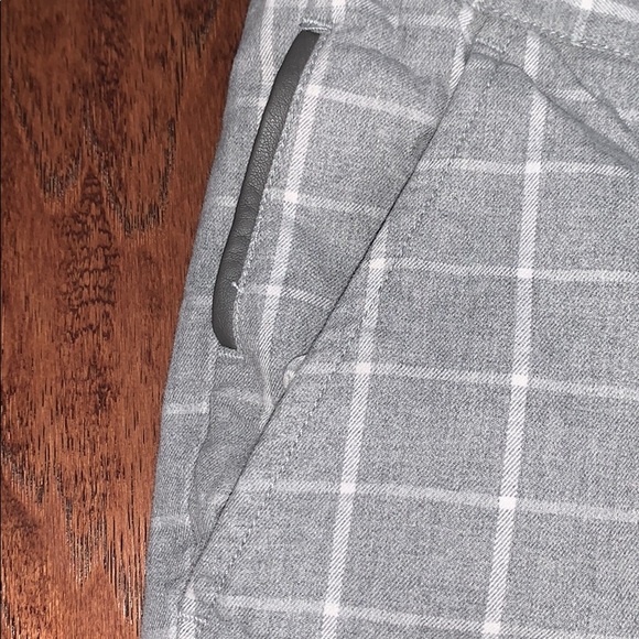 BOY’S PLAID PANTS - Picture 6 of 8